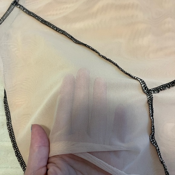 Boohoo Light pink sheer long sleeve top - Picture 4 of 4